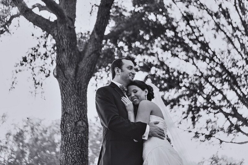 Modern Black and White Florida Wedding via TheELD.com