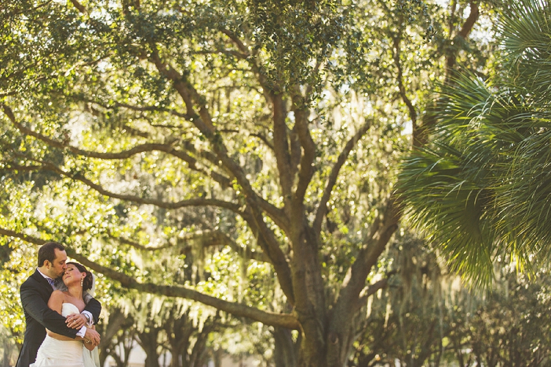 Modern Black and White Florida Wedding via TheELD.com