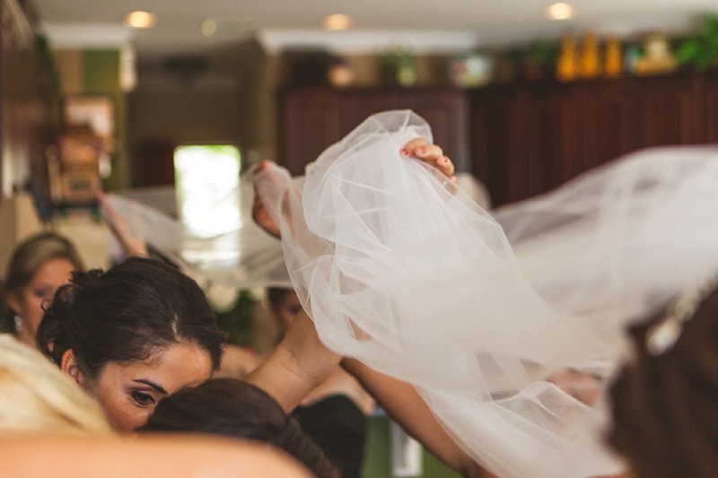 Modern Black and White Florida Wedding via TheELD.com