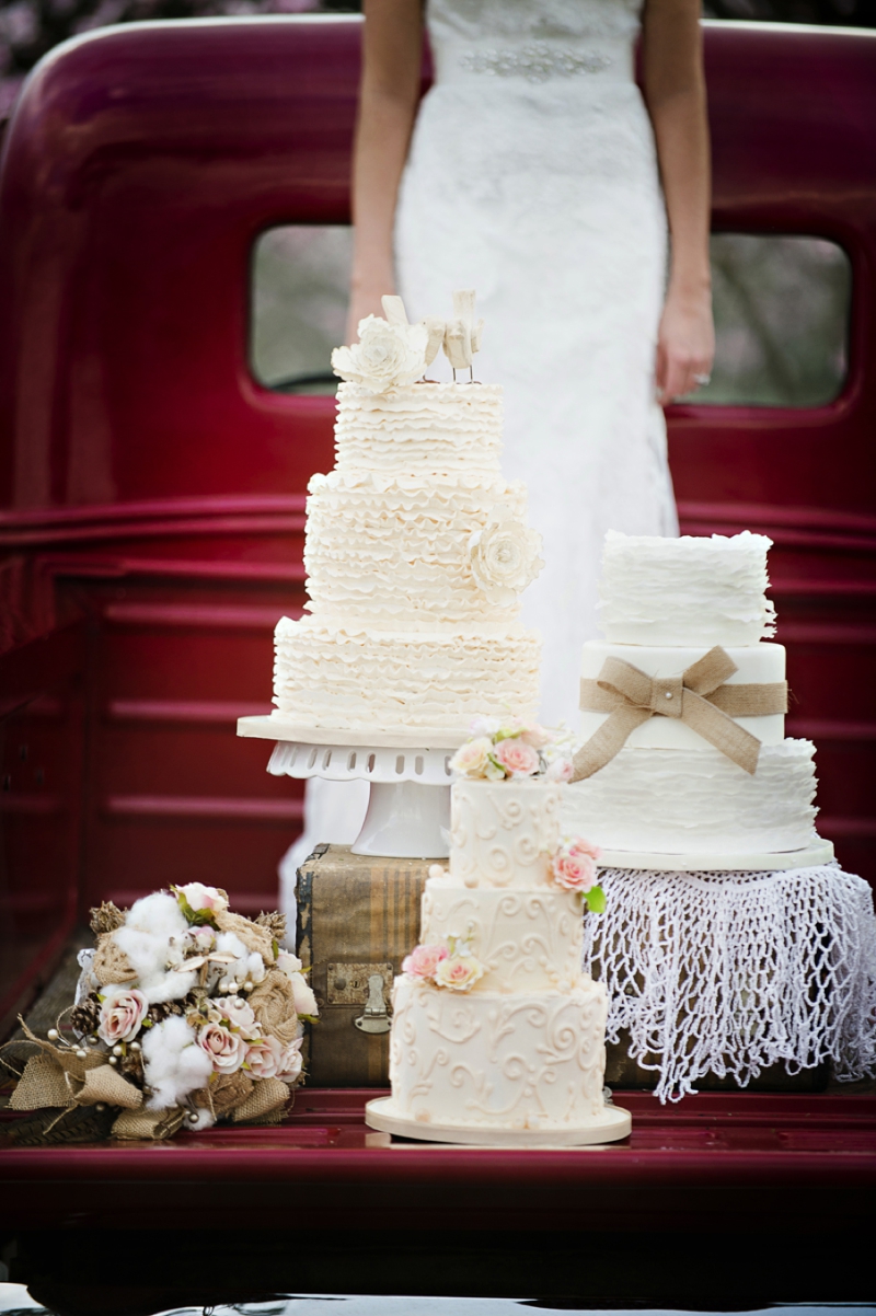 Rustic Wedding Cake Ideas  via TheELD.com