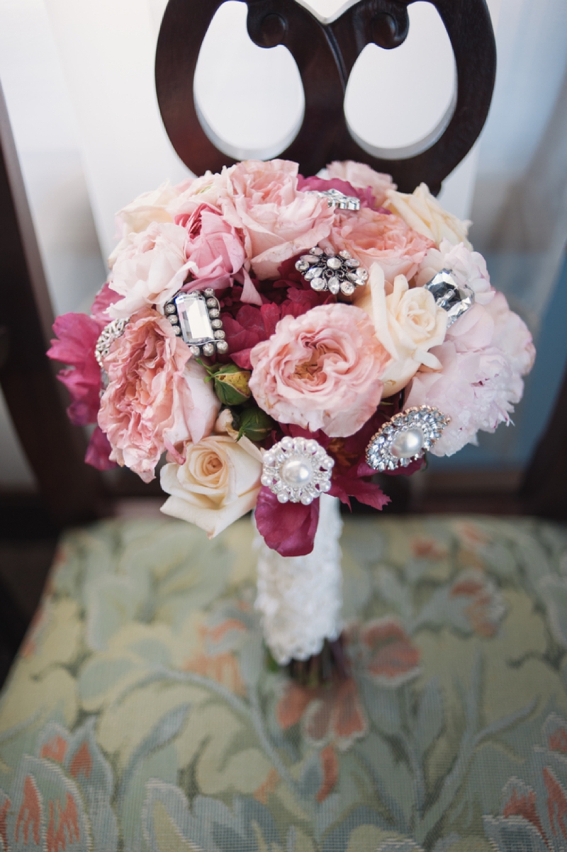 Southern Vintage Pink and Navy Wedding via TheELD.com