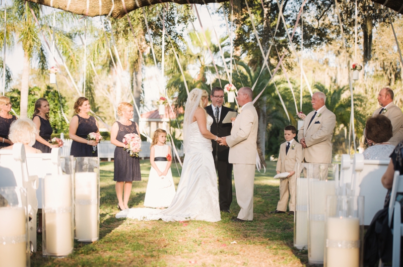 Southern Vintage Pink and Navy Wedding via TheELD.com