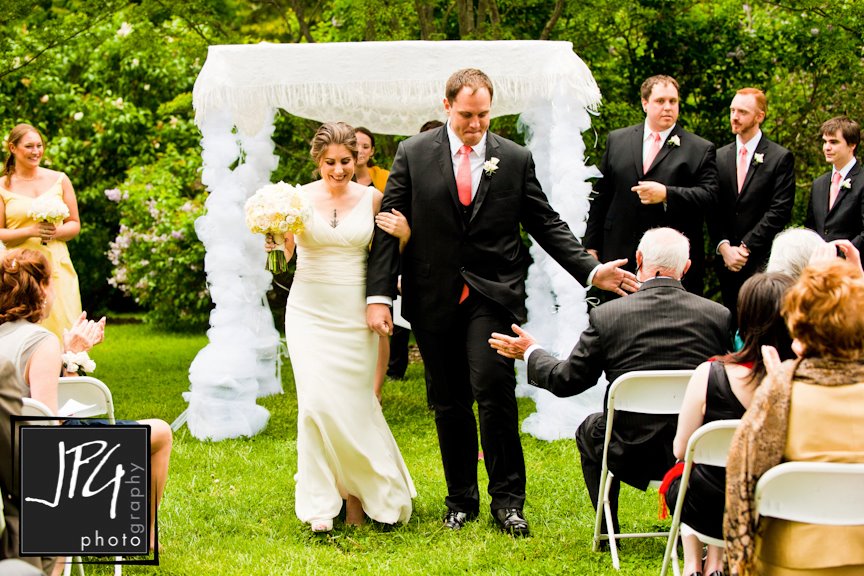 Wedding Planning Advice: Stay Calm via TheELD.com