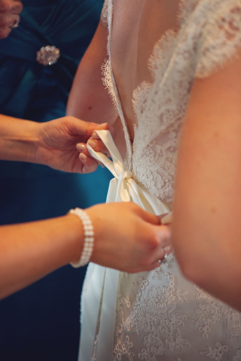 Green, Blue, and Burlap Southern Wedding via TheELD.com