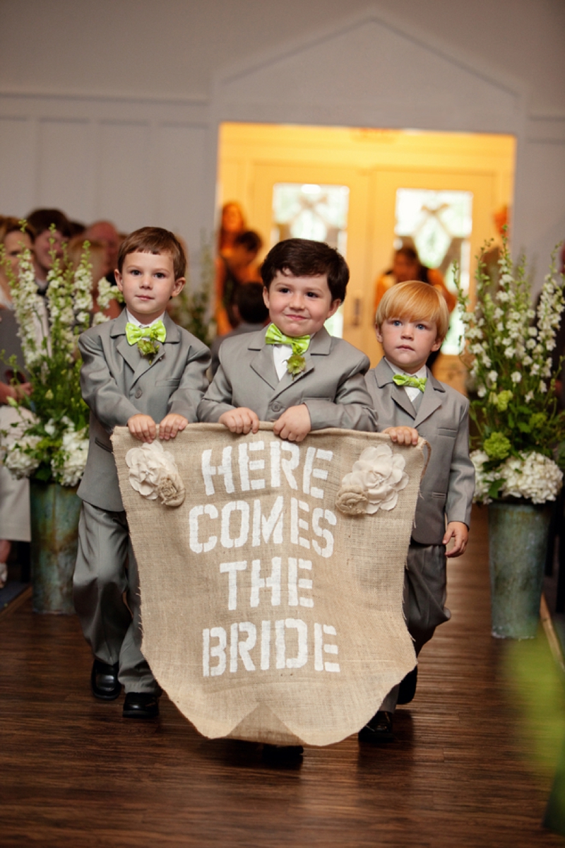 Green, Blue, and Burlap Southern Wedding via TheELD.com