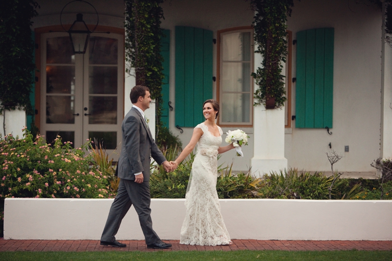 Green, Blue, and Burlap Southern Wedding via TheELD.com