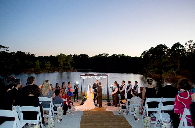 A Modern, Elegant Pink and Gold Wedding via TheELD.com