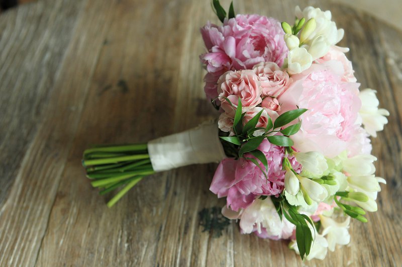 Elegant Enchanted Garden Pink and Green Wedding via TheELD.com