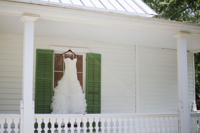 Aqua, Black, and White Wedding Inspiration via TheELD.com