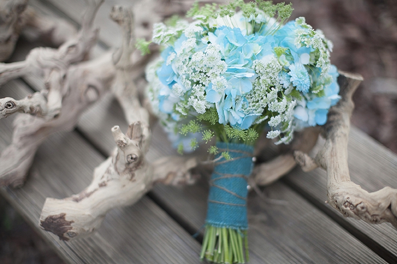 Aqua Wedding Ideas {Rustic}  via TheELD.com