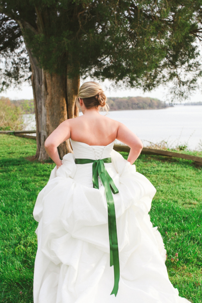 Chic Emerald and Orange Wedding Inspiration via TheELD.com