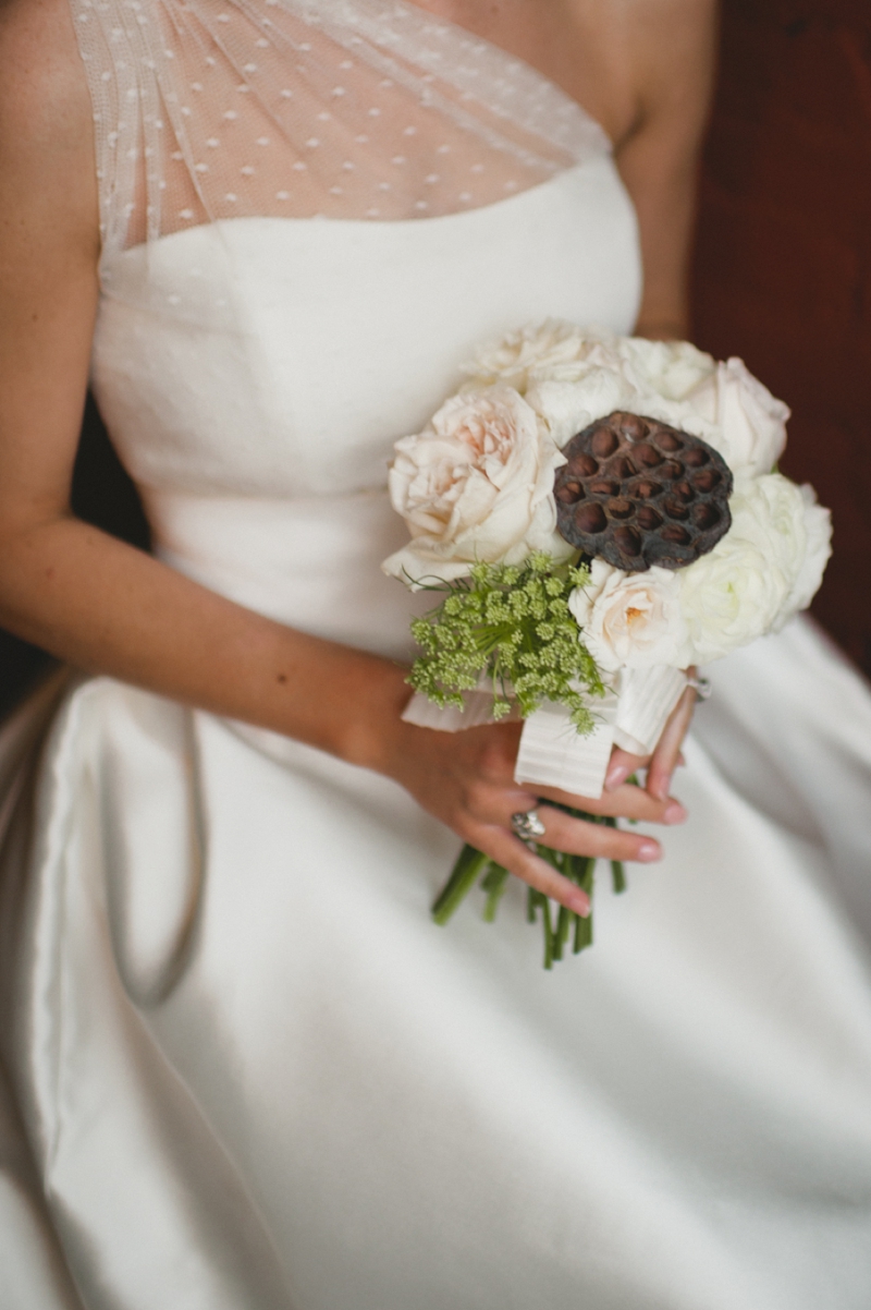 Honeycomb Wedding Ideas {Vintage}  via TheELD.com