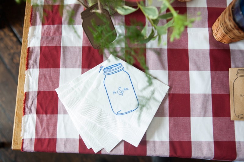 Red, White, and Blue Wedding Ideas {Rustic} via TheELD.com