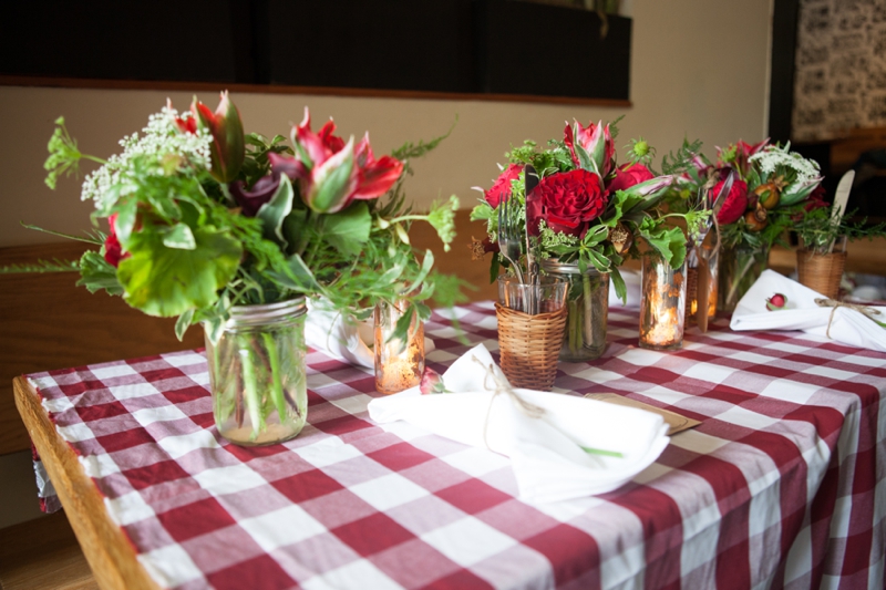 Red, White, and Blue Wedding Ideas {Rustic} via TheELD.com