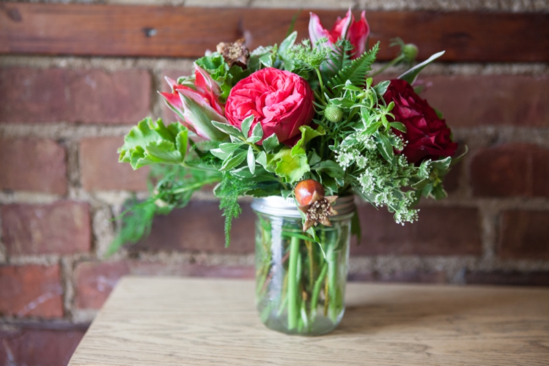 Red, White, and Blue Wedding Ideas {Rustic} via TheELD.com