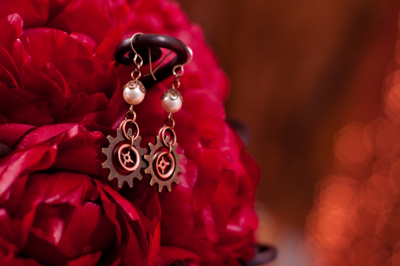 Steampunk Red and Copper Wedding Inspiration via TheELD.com