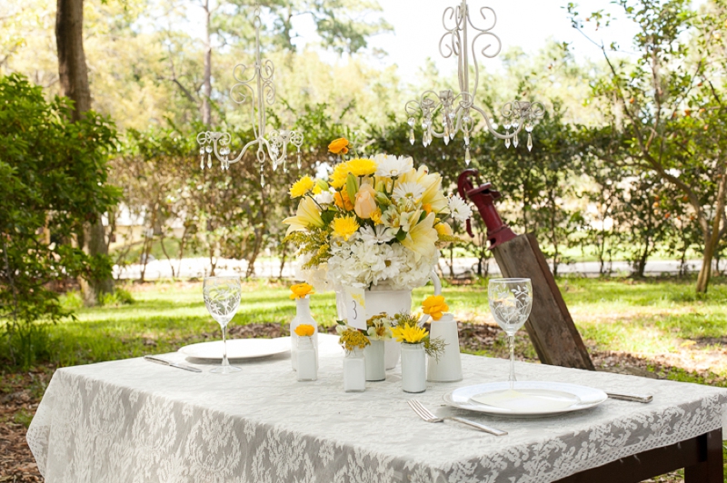 Yellow Wedding Ideas {Vintage} via TheELD.com