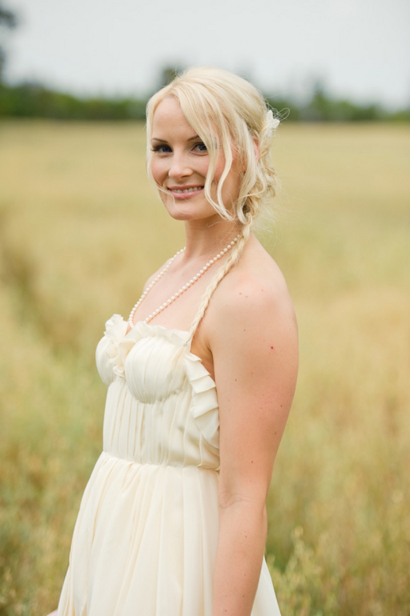 A Prince Edward Island Rustic Pink and White Wedding via TheELD.com