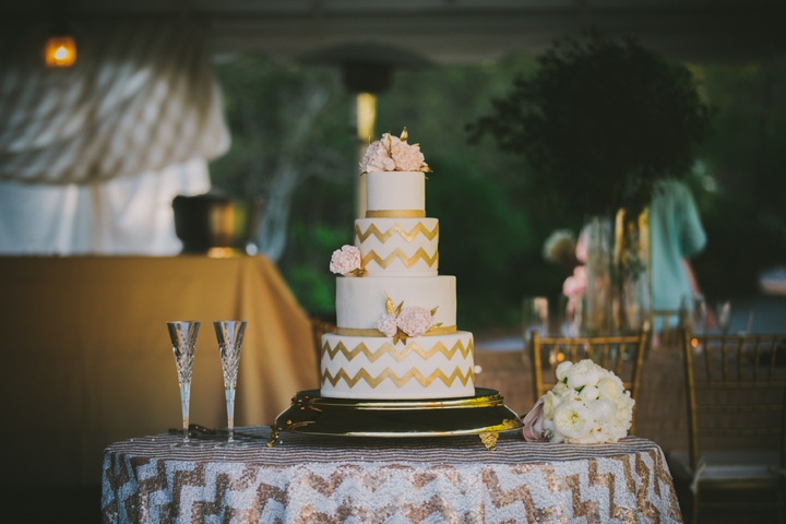 A Romantic, Sparkly Blush and Gold Wedding via TheELD.com