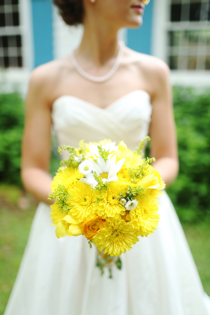 Fun and Bright Yellow and Gray Wedding via TheELD.com