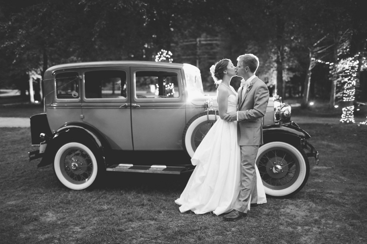 Fun and Bright Yellow and Gray Wedding via TheELD.com