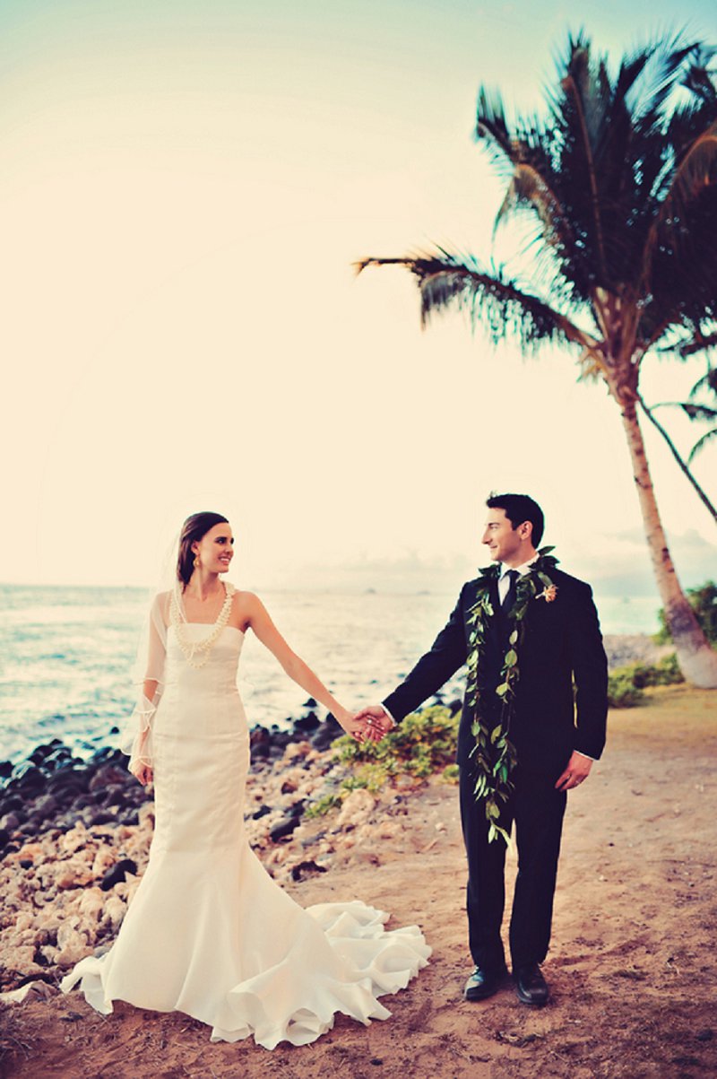 Rustic Elegant Champagne & White Hawaii Wedding via TheELD.com