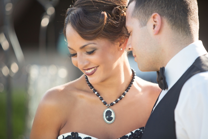 Black, White, & Blush 1920s Wedding Inspiration via TheELD.com