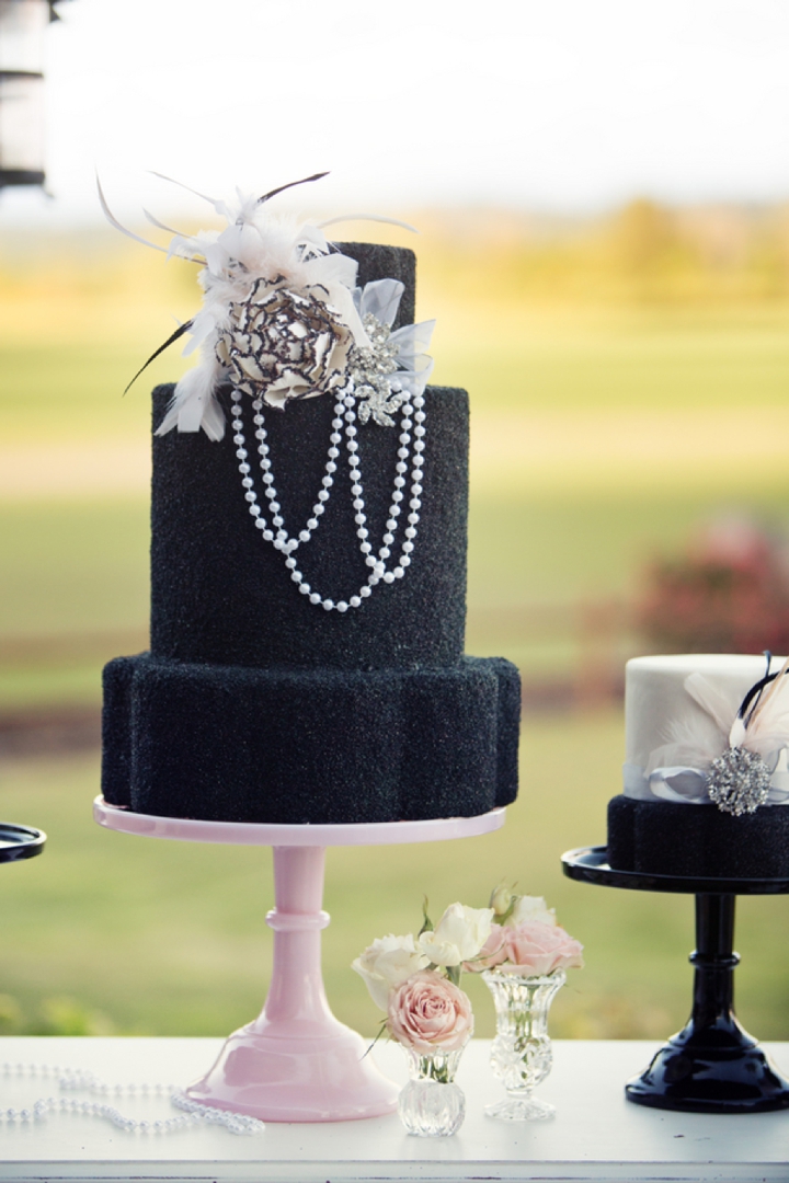 Black, White, & Blush 1920s Wedding Inspiration via TheELD.com