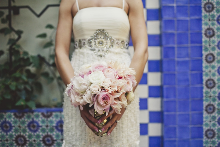 A Romantic Glam Navy, Pink and Gold Wedding via TheELD.com