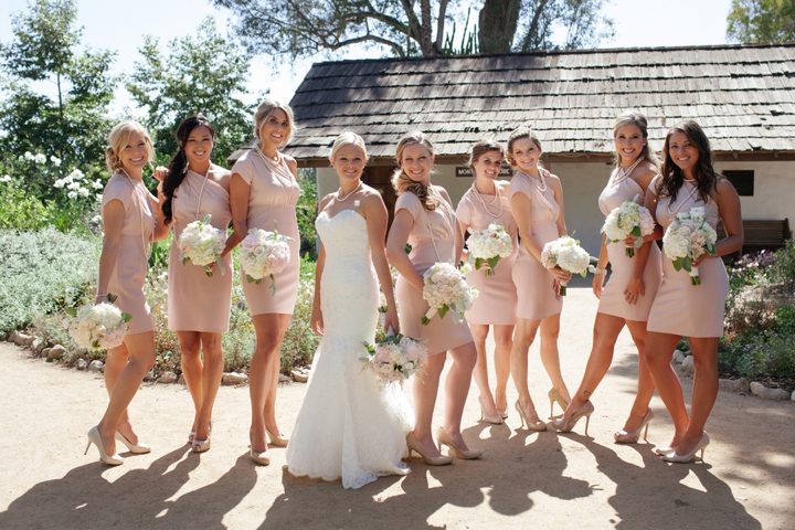 A Romantic, Timeless Champagne and Blush Wedding via TheELD.com