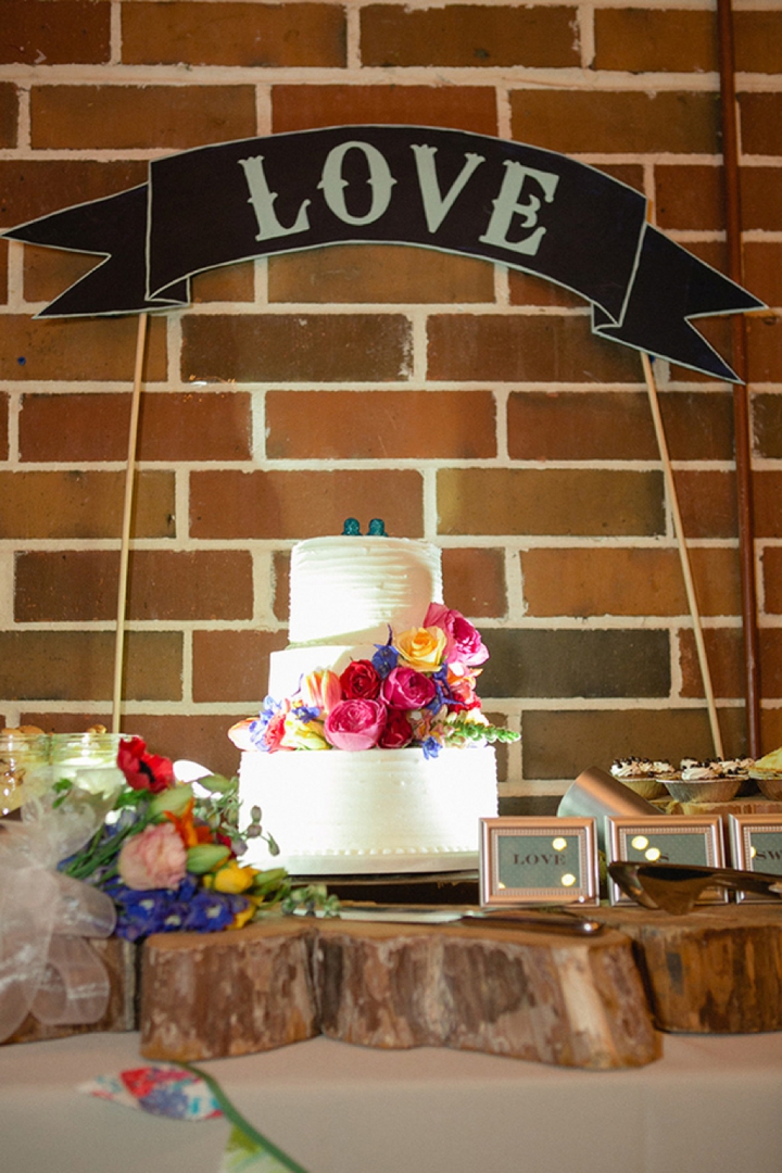 A Colorful Vintage Eclectic Winter Park Wedding via TheELD.com