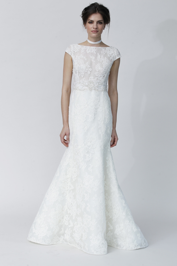 25 Stunning Non Strapless Wedding Dresses via TheELD.com