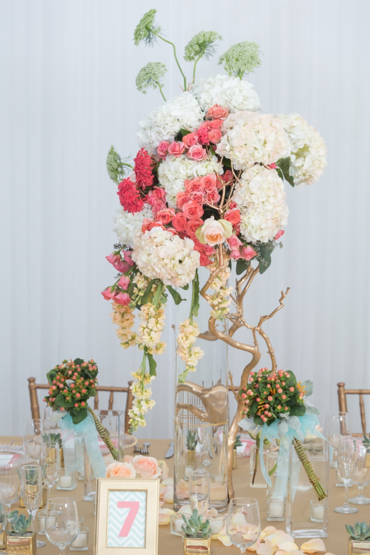 Modern Peach and Mint Wedding Inspiration via TheELD.com