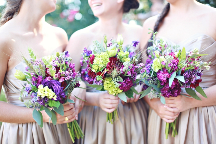 A Fall Purple and Champagne Alabama Wedding via TheELD.com