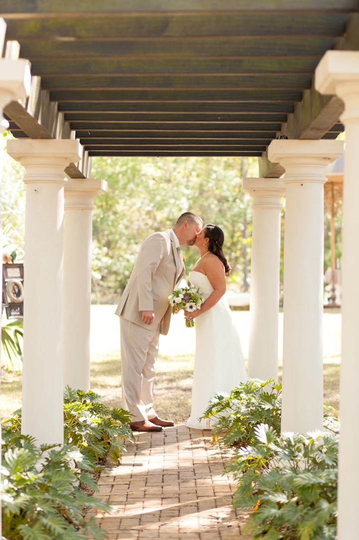 A Rustic Nature Inspired Wedding via TheELD.com