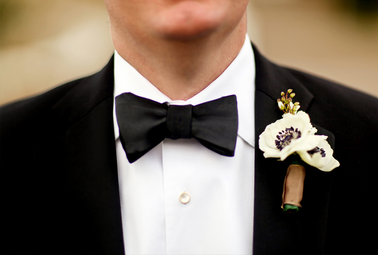 Modern Elegant Gray and White Utah Wedding via TheELD.com