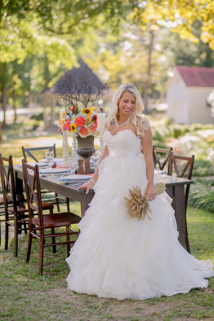 Colorful Fall Wedding Inspiration + Giving Thanks via TheELD.com