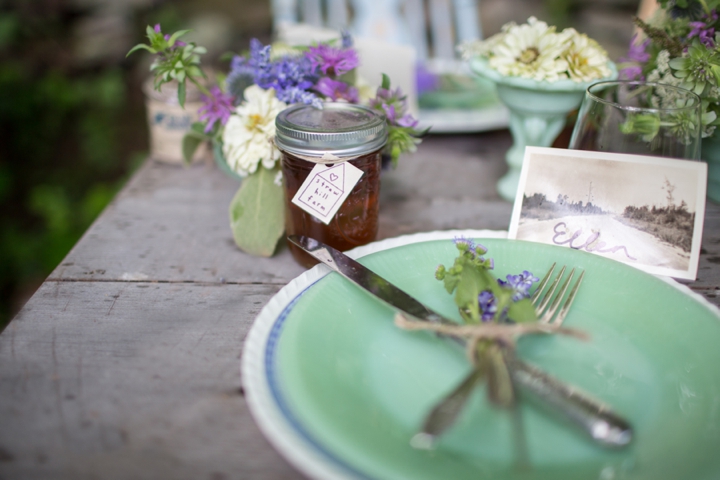 Eco Friendly Lavender and Mint Wedding Inspiration via TheELD.com