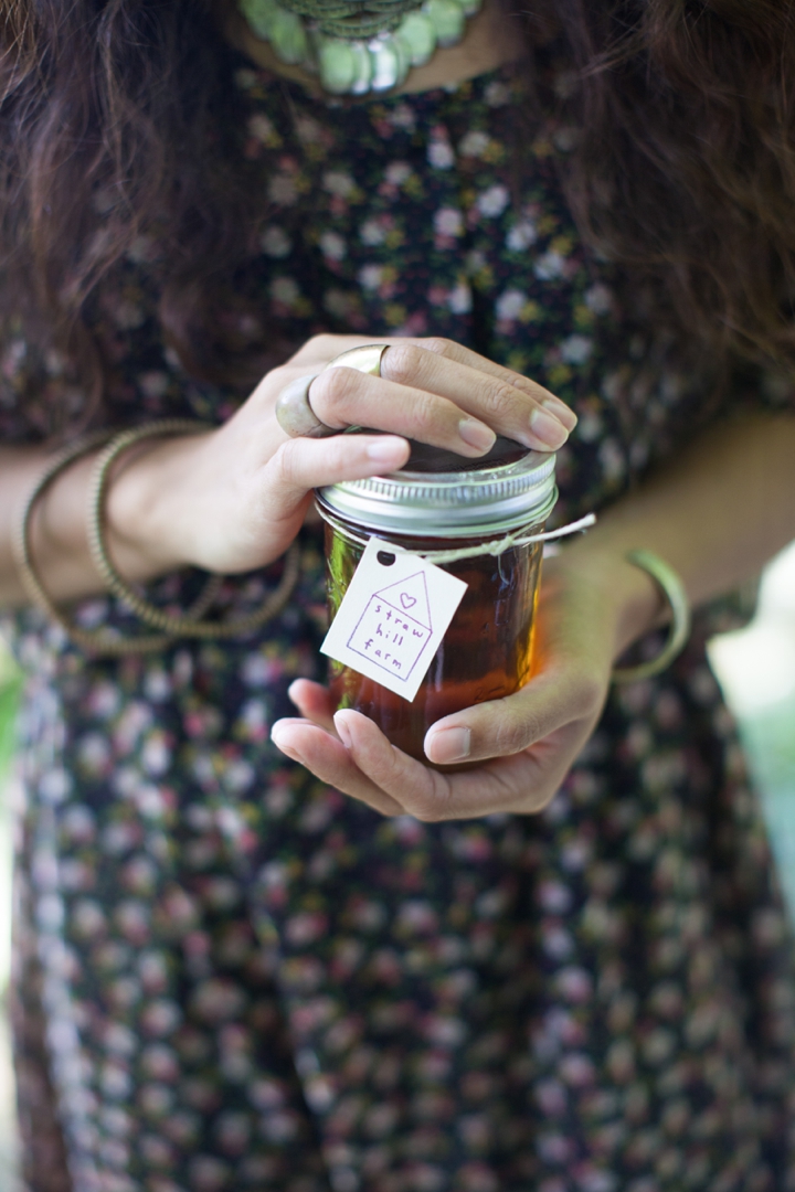 Eco Friendly Lavender and Mint Wedding Inspiration via TheELD.com