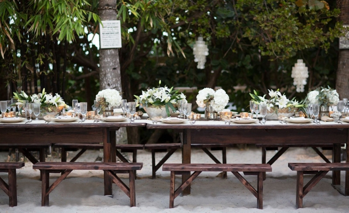 An Intimate Organic Beach Wedding via TheELD.com