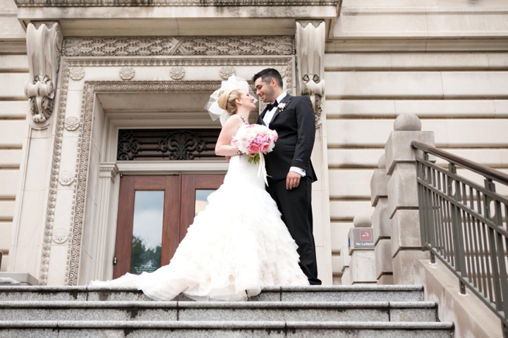 Modern Chic Sex and the City Wedding Inspiration via TheELD.com