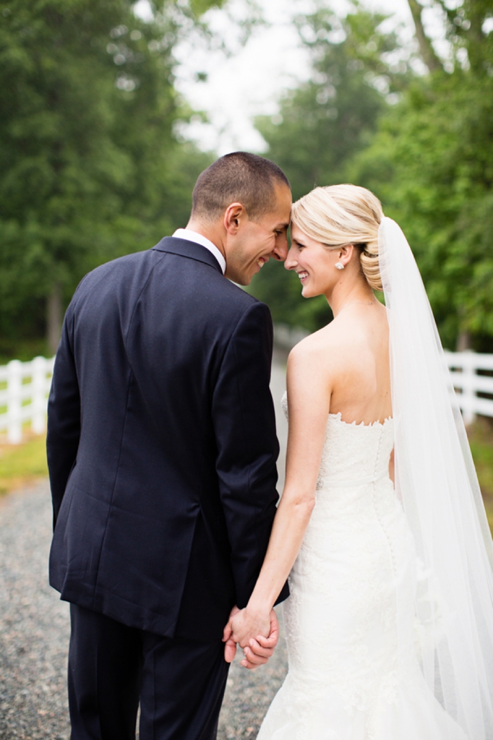An Elegant Blush and Gray Barn Wedding via TheELD.com
