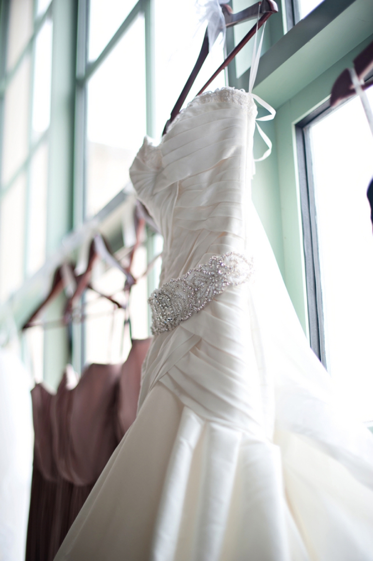 Chic Classic Silver and White Wedding via TheELD.com