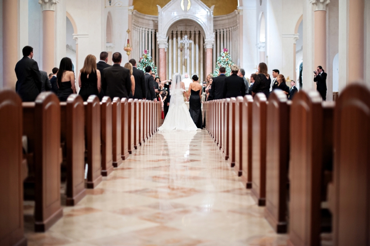 Chic Classic Silver and White Wedding via TheELD.com