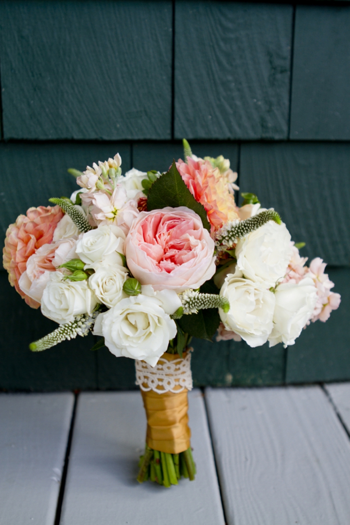 Modern Elegant Peach and Navy Maine Wedding via TheELD.com