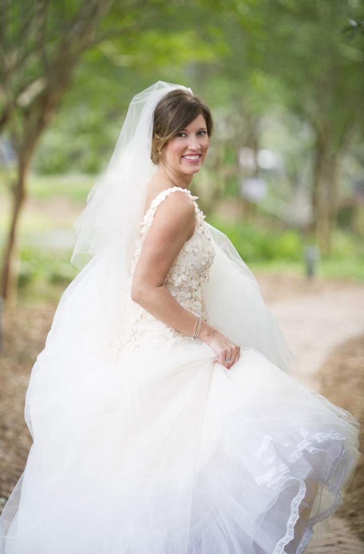 A Southern Elegant Coral and Pink Wedding via TheELD.com