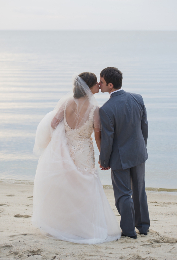 A Southern Elegant Coral and Pink Wedding via TheELD.com