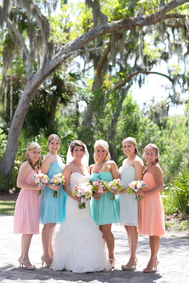 Florida Rustic Vintage Pastel Wedding via TheELD.com