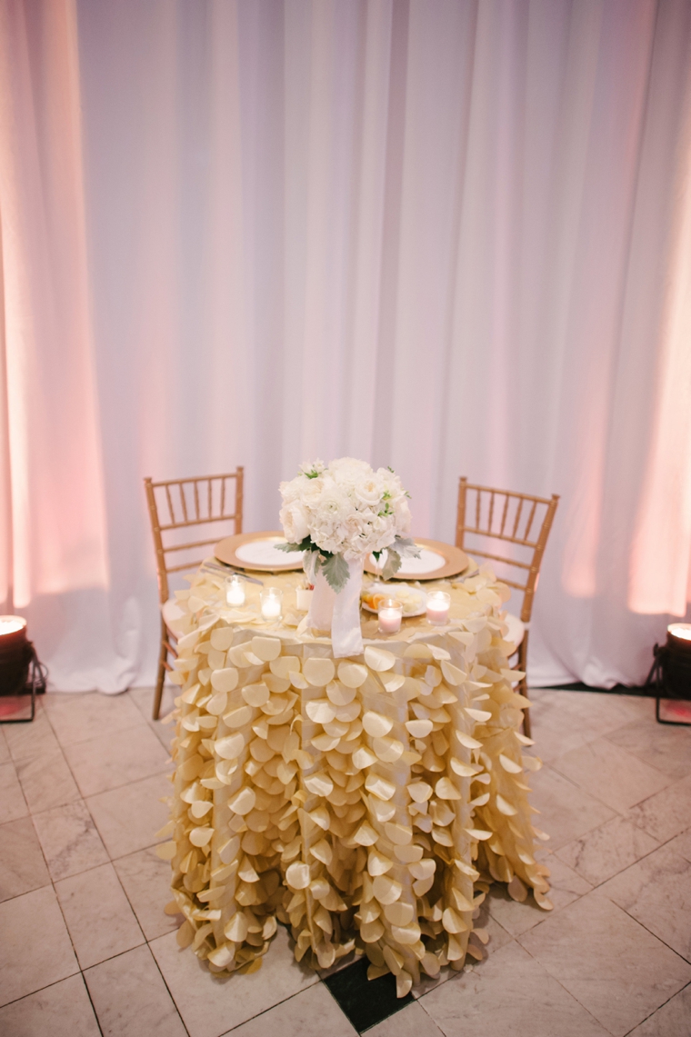 Simple and Elegant Candlelit Wedding via TheELD.com