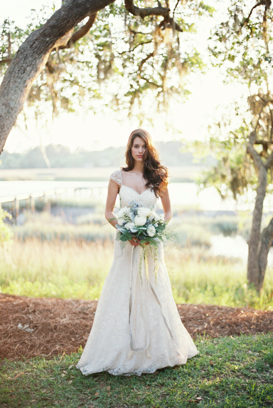 What to Bring When You Go Wedding Dress Shopping